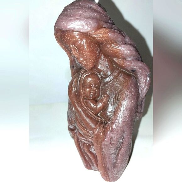Hand crafted limited edition "Our lady" Mother and child candle - Picture 5 of 7